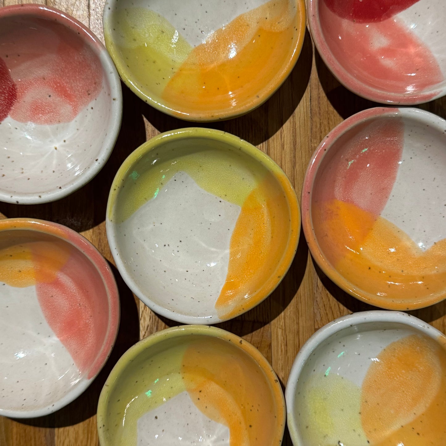 Miseczka na sos sojowy Spiek Ceramiczny losowy kolor