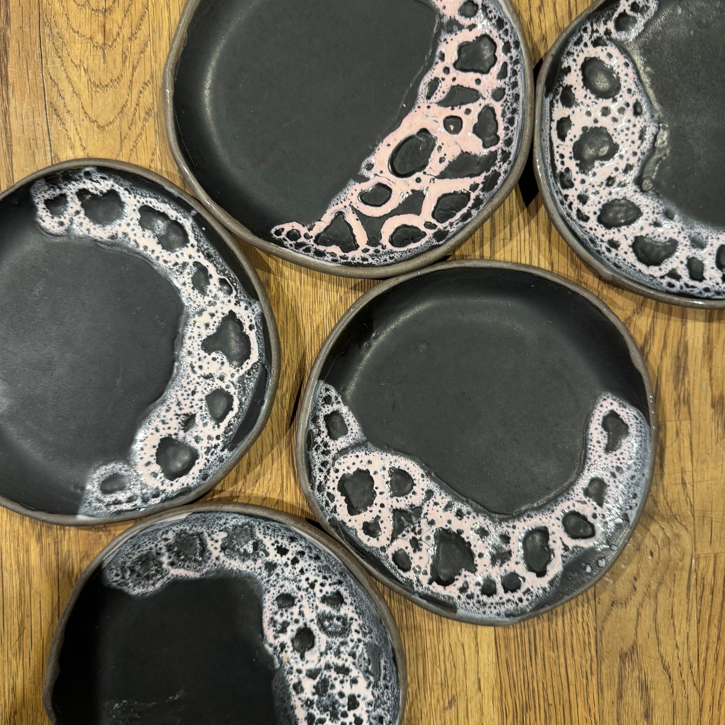 Talerzyk ciemny MUAStudios